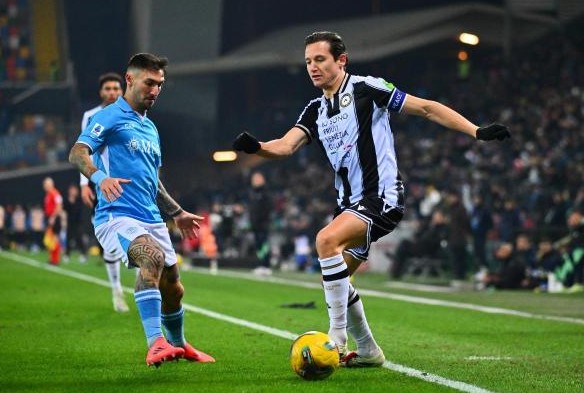 Udinese-Napoli 1-0 (73′ Ekkelenkamp): il Napoli perde ad Udine.